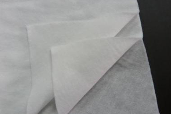 高強(qiáng)加筋土工布在公路中的應(yīng)用有哪些呢？  第1張