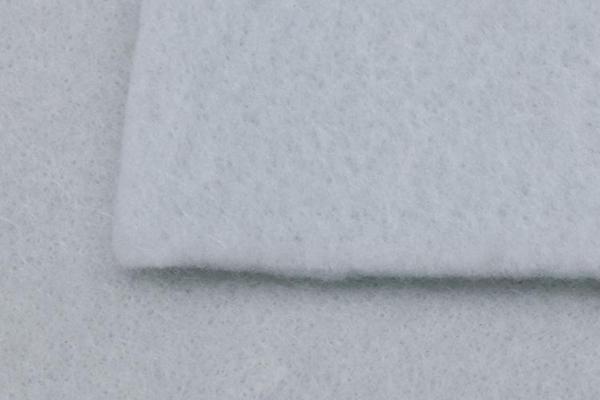 高強(qiáng)加筋土工布是干啥用的  第2張